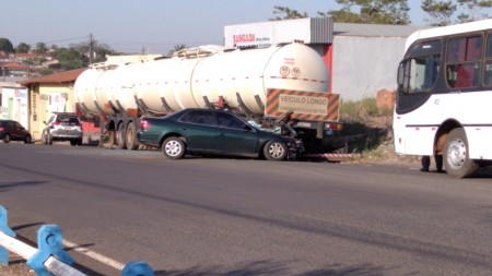 Motorista fica ferido em acidente registrado na alameda Pedro Ciciliati, em OC