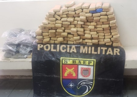 Adolescente é apreendido com mais de 200 quilos de drogas dentro de carro em Pirapozinho