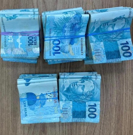 Advogada oferece quase R$ 45 mil a policiais militares em troca de liberdade de 'cliente' e acaba presa