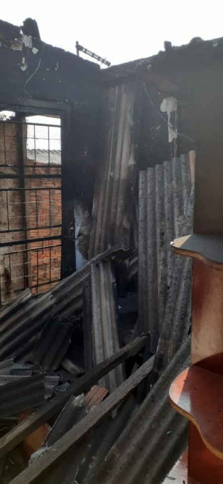 Filho provoca incêndio com a própria mãe dentro de residência e acaba preso em flagrante em Dracena