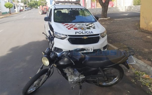 Moto furtada em Dezembro de 2020 � localizada no centro de Tup�