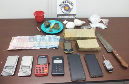 PM de Tupã prende mulher e apreende 1,190 kg de droga entre maconha, cocaína e crack