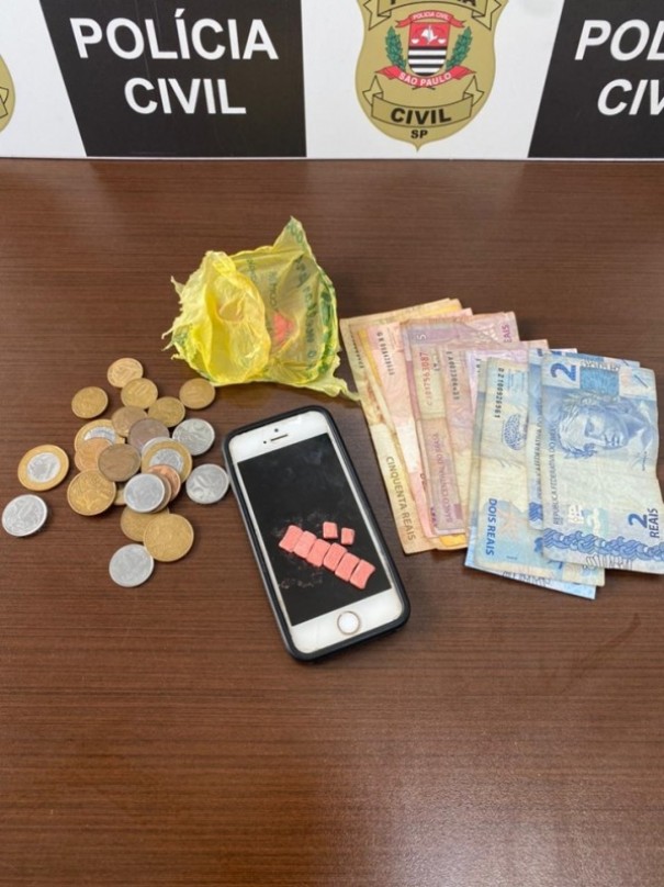 Dise apreende drogas e prende suspeito de tr�fico em local pr�ximo de escola em Tup�