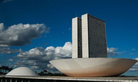 Câmara aprova medida sobre renegociação de dívidas de empresas