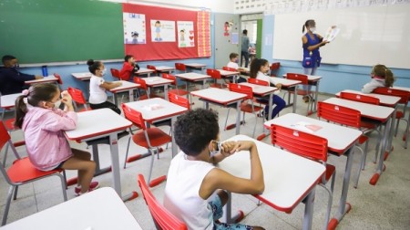 Adamantina autoriza aulas presenciais nas escolas estaduais e particulares