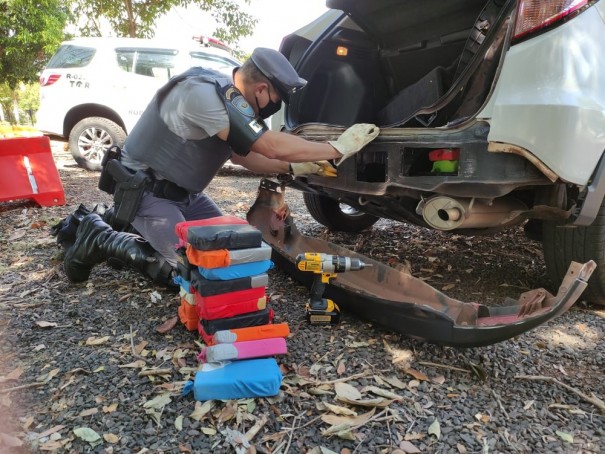 Opera��o apreende quase 80 quilos de coca�na em fundo falso de ve�culo abordado na SP-294