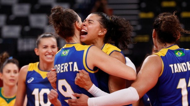 Brasil pega Qu�nia por 1� lugar do grupo no v�lei feminino