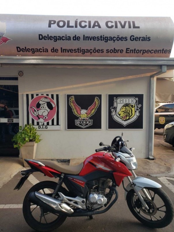 Pol�cia Civil recupera motocicleta furtada neste fim de semana em Adamantina