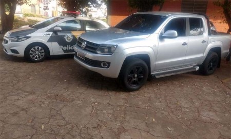 Polícia Rodoviária prende motorista que era foragido da justiça na SP-270