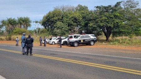 Operação policial prende quatro suspeitos de tráfico de drogas em Rosana