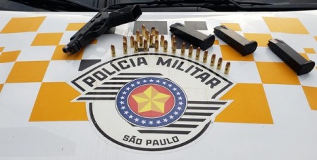 Arma de fogo e munições são apreendidas durante abordagem a carro na SP-294, em Dracena