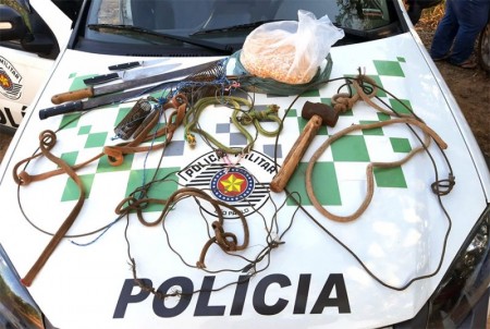 Polícia Ambiental flagra homens caçando animal silvestre na divisa de Santinópolis e Iacri 