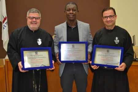 Câmara de Salmourão entrega Título de Cidadão Salmouroense aos religiosos passionistas e ao Tenente Flávio Eduardo Rodrigues