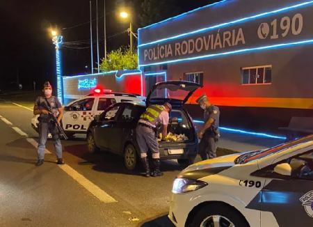 Motorista tenta fugir com mais de 46 quilos de maconha, mas acaba preso em flagrante na Rodovia Raposo Tavares
