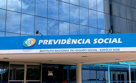 INSS ainda tem estoque de 1,8 milhão de pedidos de concessão de benefício