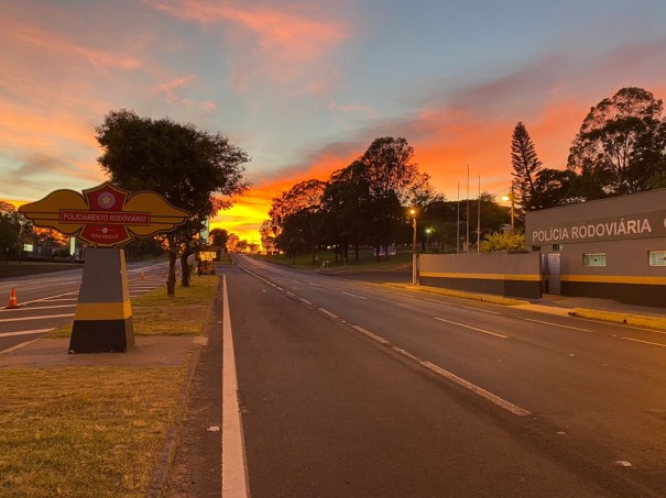 Autua��es por embriaguez ao volante e uso de celular t�m aumento durante Opera��o Natal 2021