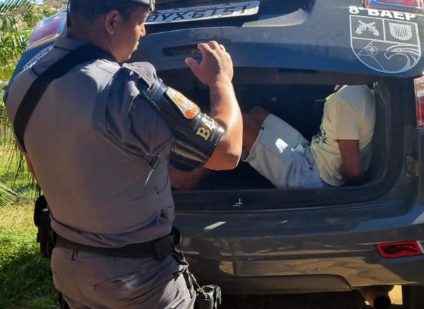 Opera��o S�o Nicolau III prende cinco homens e duas mulheres por tr�fico de drogas