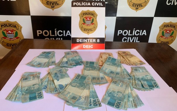 Pol�cia Civil recupera mais de R$ 10 mil desviados de empresa ap�s funcion�ria confessar falso roubo