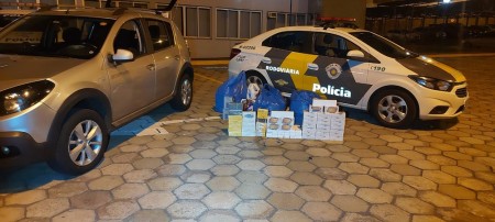 Trio é flagrado com mais de 50 celulares, 20 relógios inteligentes e brinquedos de origem estrangeira e sem nota fiscal