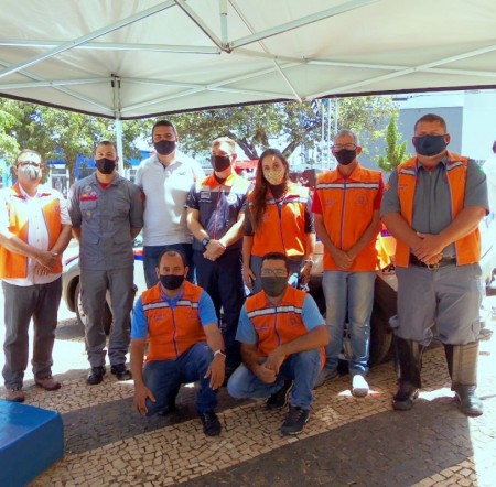 Prefeitura e Defesa Civil de OC recebem novo veículo e equipamentos 