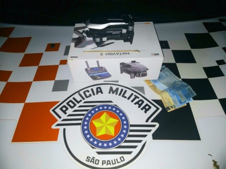 Em abordagem, Polícia Militar localiza objetos furtados e prende homem por receptação em Osvaldo Cruz