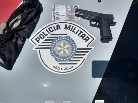 Após analisar imagens de segurança, PM prende homem que invadiu e roubou farmácia em Panorama