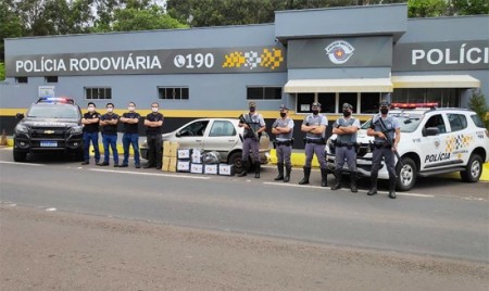 Polícia Rodoviária apreende cerca de 150 quilos de maconha em operação na SP-270
