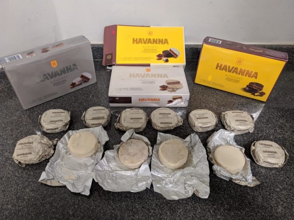 Boliviano � preso em flagrante com carga de alfajores recheados de coca�na na Rodovia Raposo Tavares