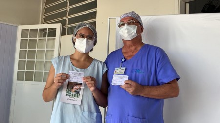 Enfermeira e Técnico de Enfermagem da Santa Casa são os primeiros vacinados contra a Covid-19 em Osvaldo Cruz