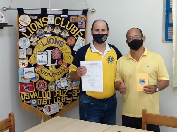 Lions Clube entrega doa��es arrecadadas com o Pedal Solid�rio ao Catoc e Lar Batista