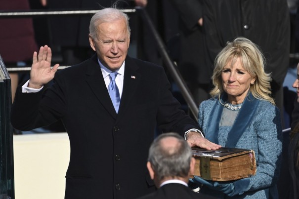 Joe Biden toma posse como 46 presidente dos Estados Unidos