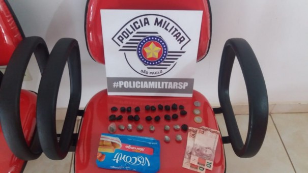 Homem de Luc�lia � preso com drogas na cueca em Osvaldo Cruz 