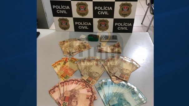 Pol�cia Civil de Parapu� apreende drogas e dinheiro falso na casa de jovem investigado por tr�fico