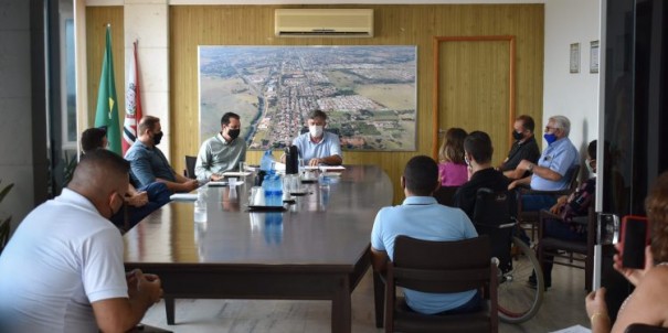 Reivindica��o antiga do com�rcio, revitaliza��o da �rea central come�a a ser debatida em Adamantina