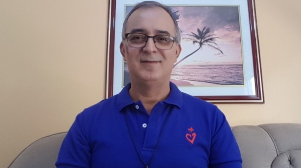 Padre Carlos, que vai assumir a Parquia de Santo Antnio de Adamantina, est internado com Covid-19