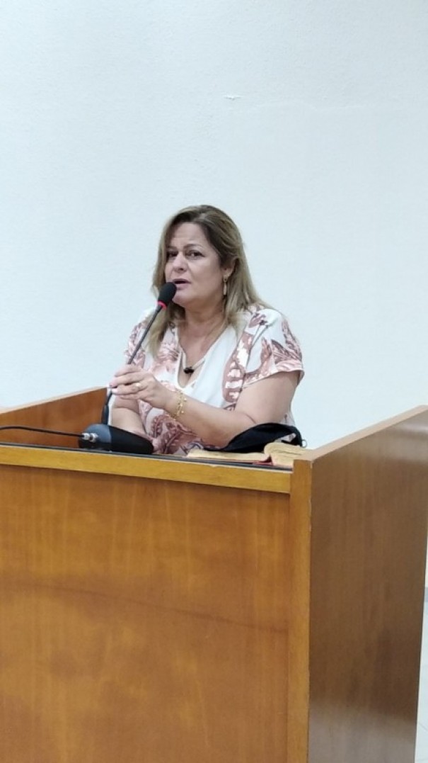 Snia Gabau assume a Prefeitura de Salmouro interinamente