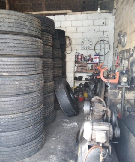 Fiscalização apreende 50 pneus do Paraguai sem nota fiscal em Presidente Epitácio