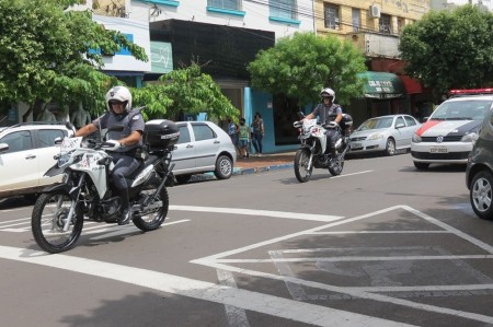 Polícia Militar reativa programa de policiamento com motos no trânsito de Dracena