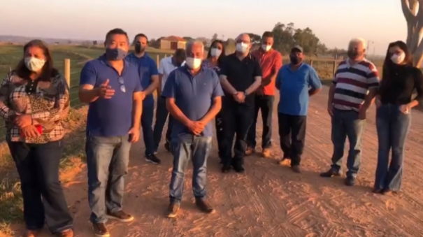 Prefeito Ricardo Watanabe anuncia pavimenta��o da estrada Mari�polis/Distrito de Iubatinga