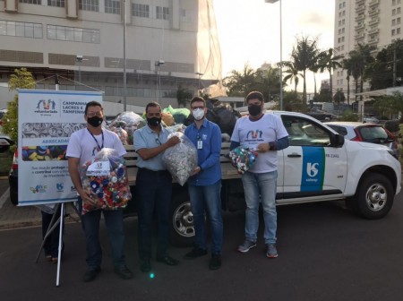 Sabesp coleta 688 quilos de tampas plásticas e lacres de latinhas na região 