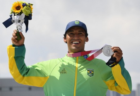 No skate, Kelvin Hoefler conquista primeira medalha do Brasil nas Olimpíadas 2020