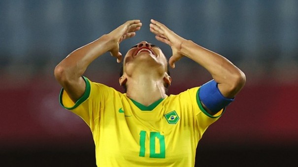 Sele��o feminina perde nos p�naltis para o Canad� e � eliminada nas quartas de final