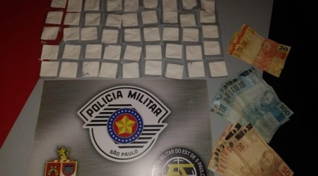 Força Tática da PM prende homem em flagrante por tráfico de drogas, em Osvaldo Cruz