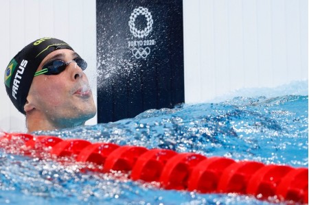 Bruno Fratus avança às semifinais do 50m livre nas Olimpíadas; Etiene é eliminada