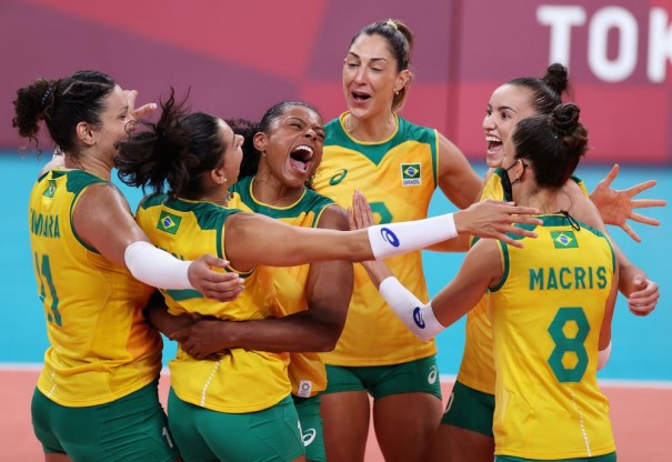 Brasil sobrevive � batalha e vence a Rep�blica Dominicana no v�lei feminino