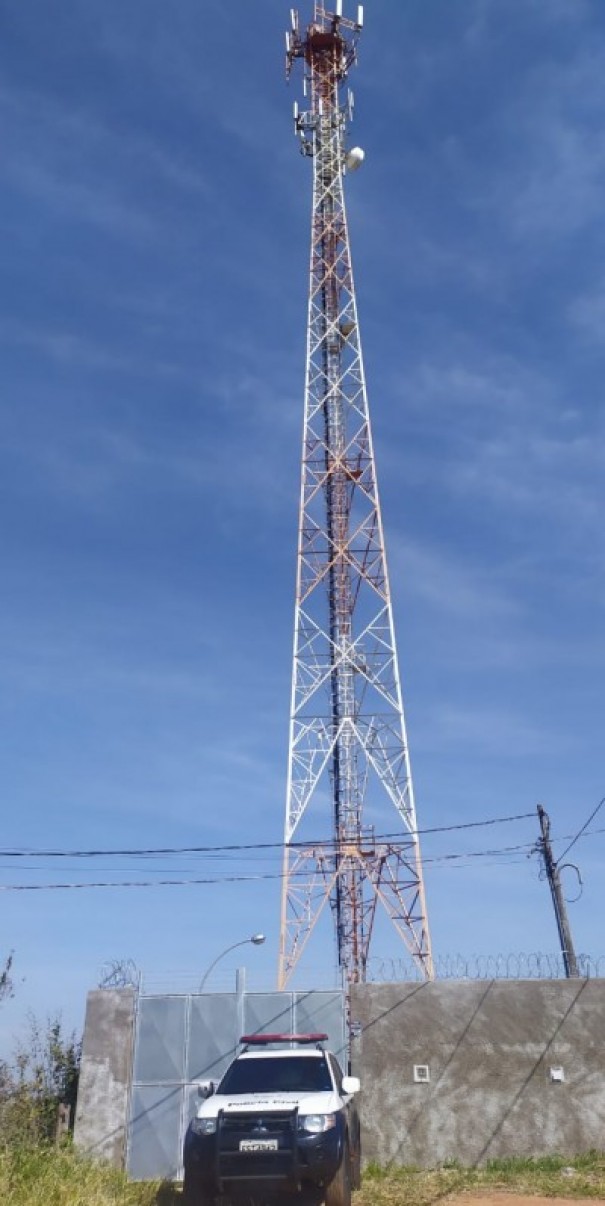 Pol�cia Civil prende membros de quadrilha especializada em furtos de baterias em torres de celular