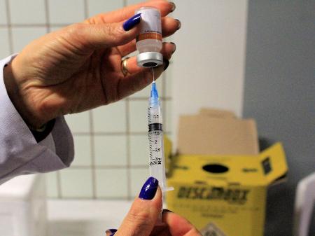 Salmourão inicia hoje vacinação contra a Covid-19 para pessoas de 37 a 39 anos