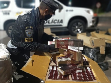 Polícia Rodoviária apreende mercadorias sem documentação fiscal durante abordagem na Rodovia Raposo Tavares