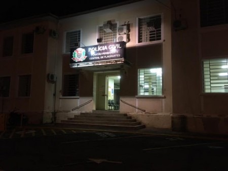 Homem é preso após esfaquear o vizinho no pescoço em Presidente Prudente