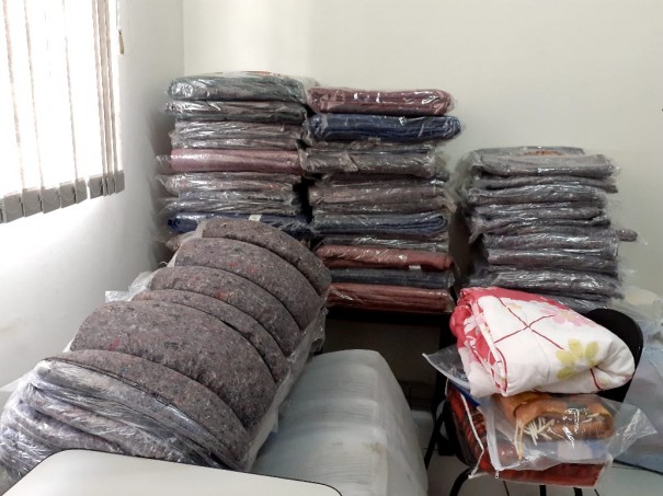 Fundo Social de OC inicia trabalho de entrega de cobertores para fam�lias carentes